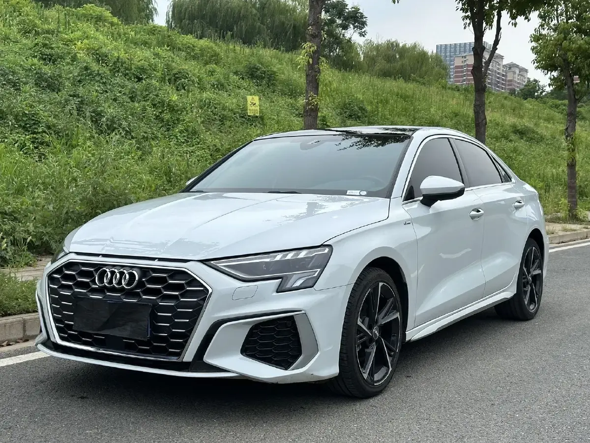 2022 Audi A3 1.4T 150HP L4 7DCT