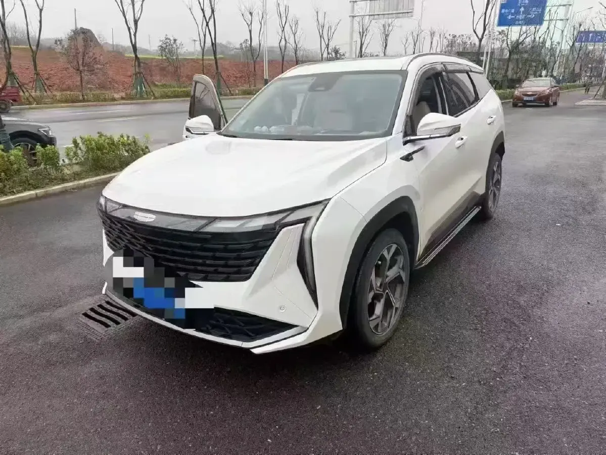 2023 Geely StarRay 1.5T 181HP L4 7DCT 2023 Geely StarRay 1.5T 181HP L4 7DCT