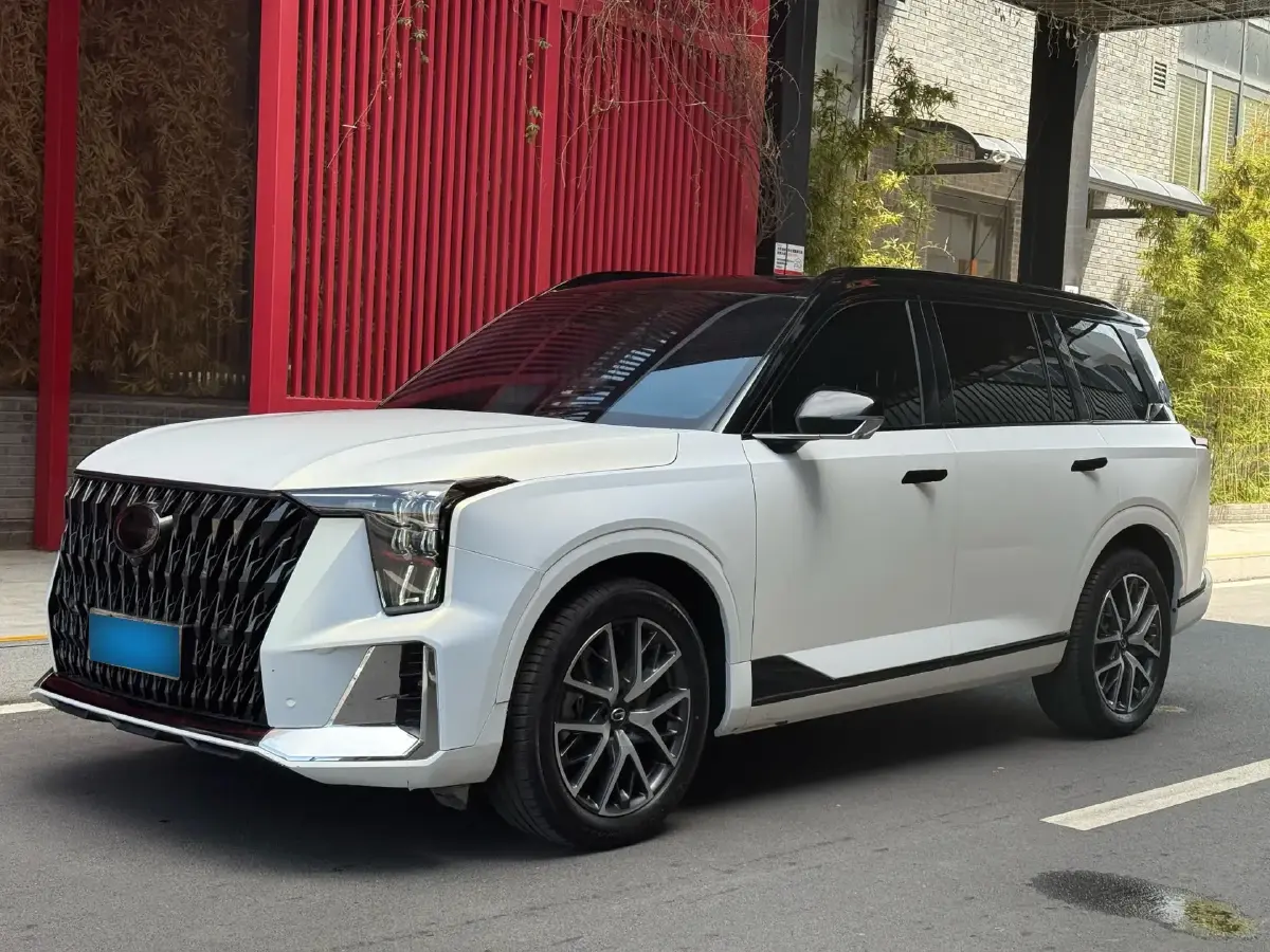 2022 GAC Trumpchi GS8 2.0T 190HP L4 E-CVT Hybrid