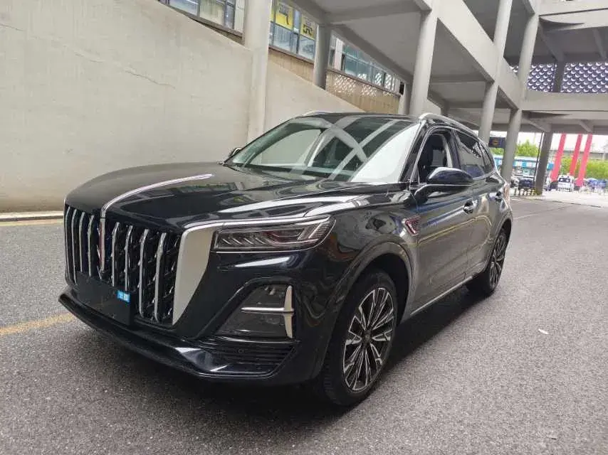 2025 HongQi HS5 2.0T 252HP L4 8AT