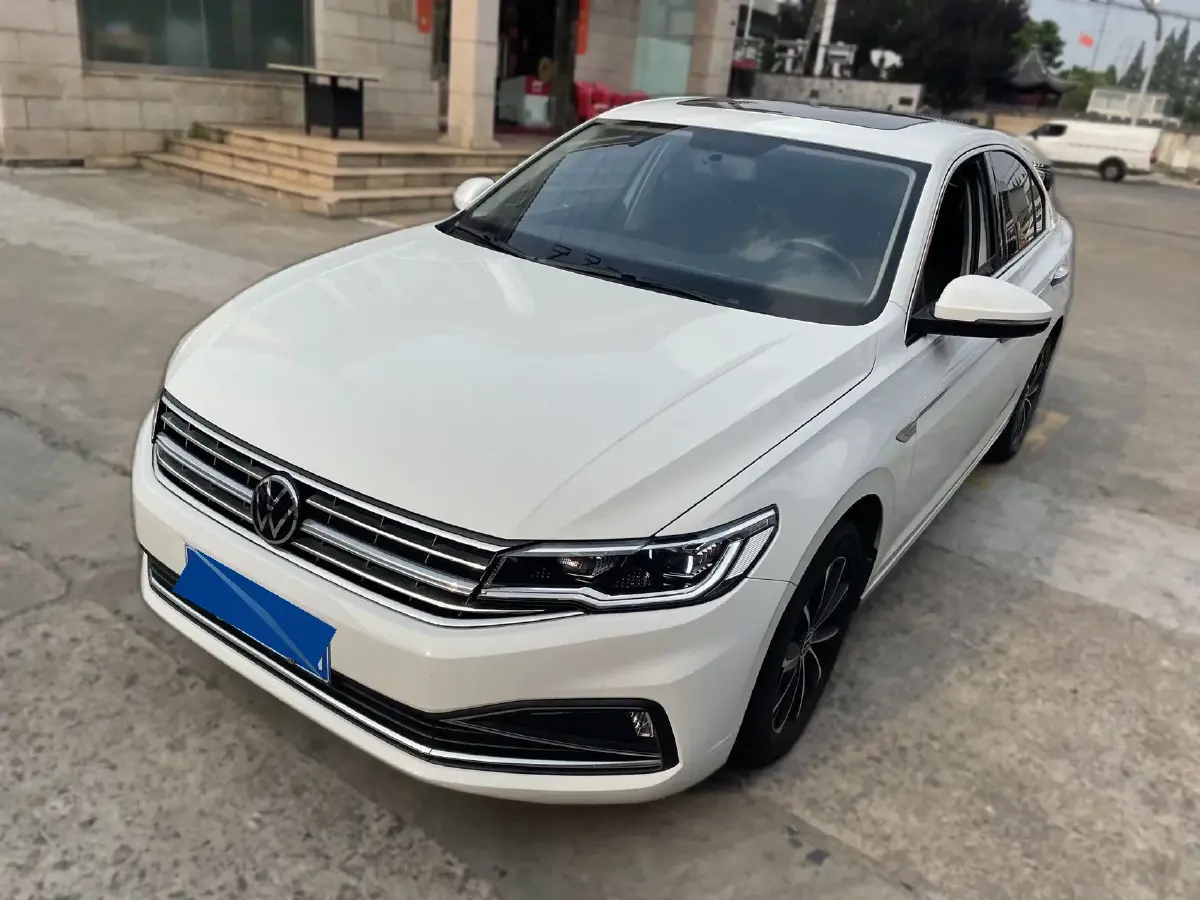 2021 Volkswagen Bora 1.4T 150HP L4 7DCT