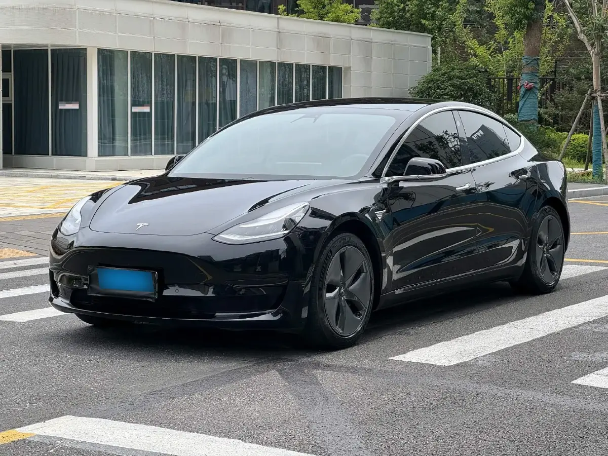 2020 Tesla Model 3 BEV 52KWH