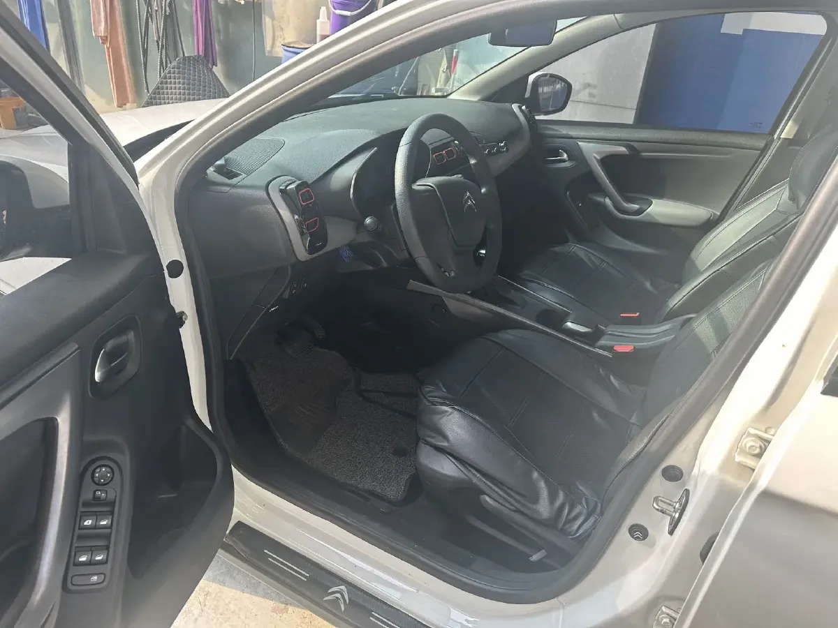 2019 Citroen C3-XR 1.2T 136HP L3 6DCT,autocango,china used car exporter,china ev exporter,chinese used car exporter,chinese used ev exporter