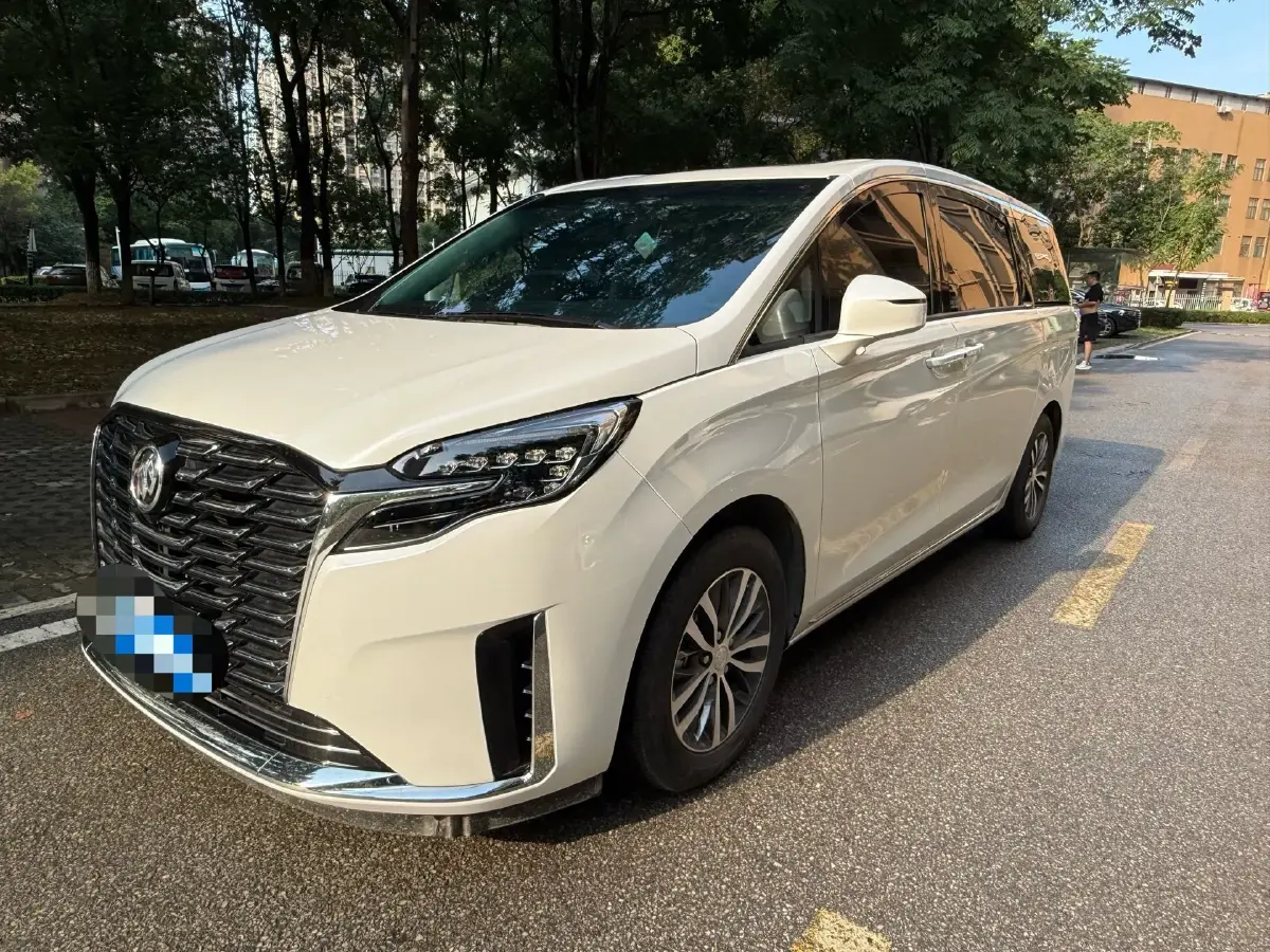 2023 Buick GL8 2.0T 237HP L4 9AT