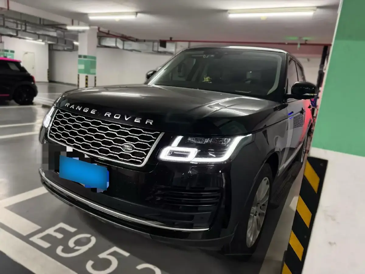 2018 Land Rover Range Rover Evoque 2.0T 241HP L4 9AT