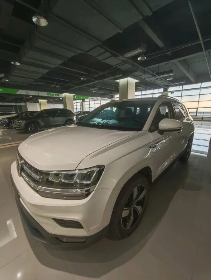 2021 Volkswagen Tharu 1.4T 150HP L4 7DCT