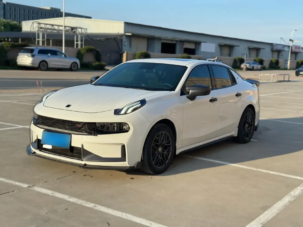 2021 LYNK&CO 03 2.0T 190HP L4 6AT