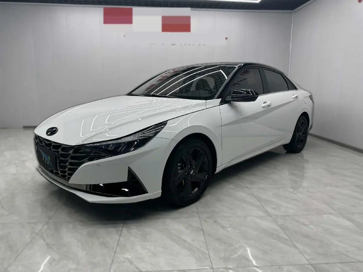 2021 Hyundai Elantra 1.5L 115HP L4 CVT