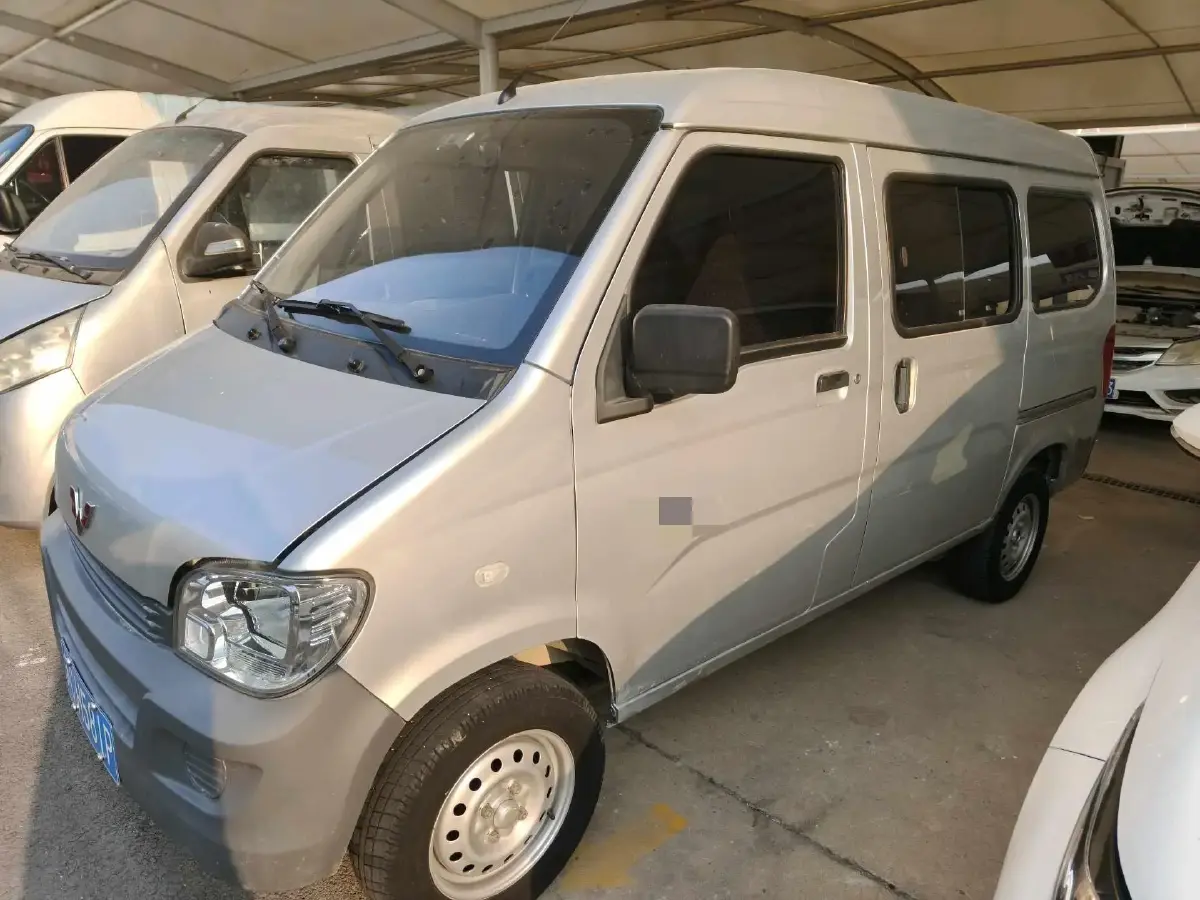 2019 WuLing ZhiGuang 1.2L 82HP L4 5MT