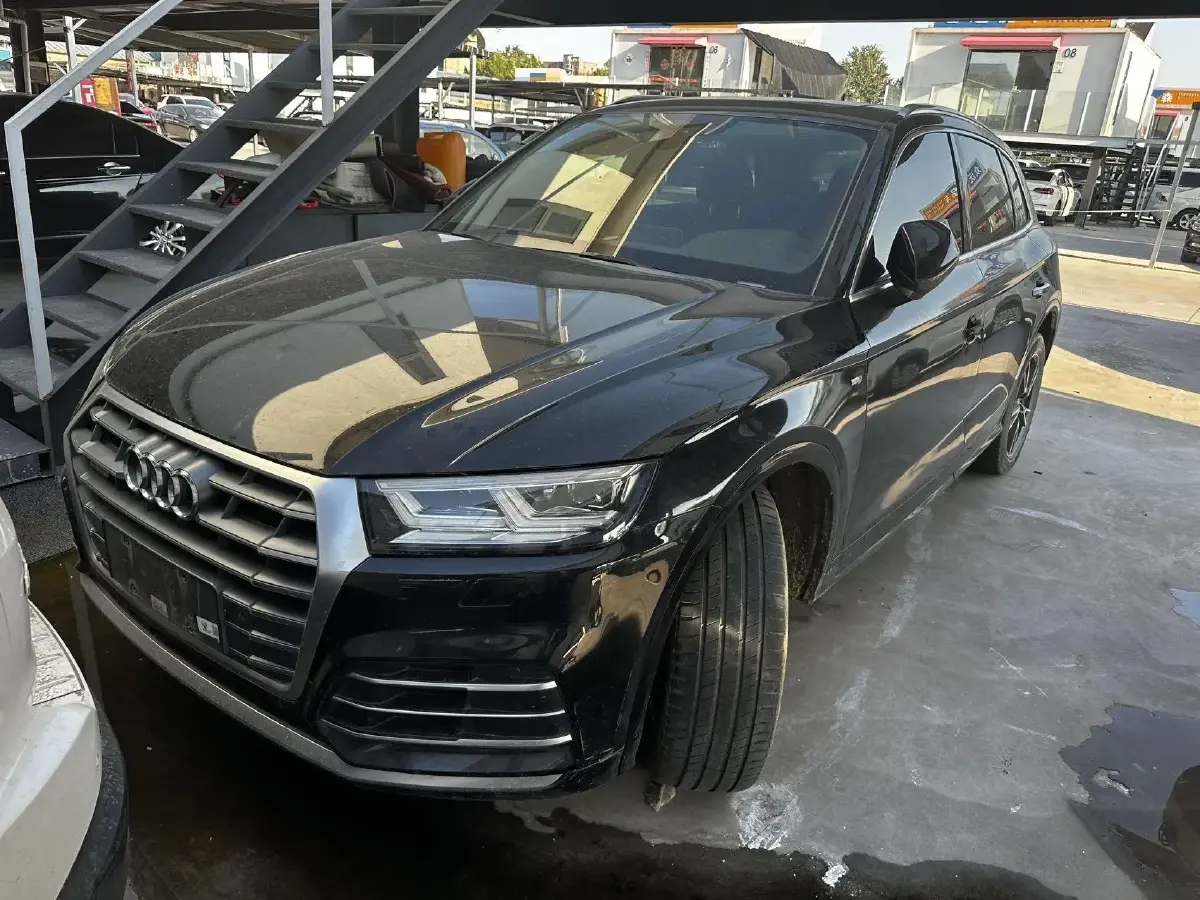 2020 Audi Q5L 2.0T 190HP L4 7DCT