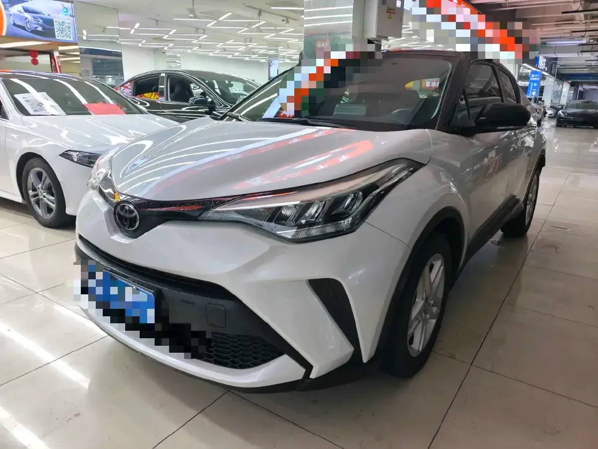 2022 Toyota C-HR 2.0L 171HP L4 CVT
