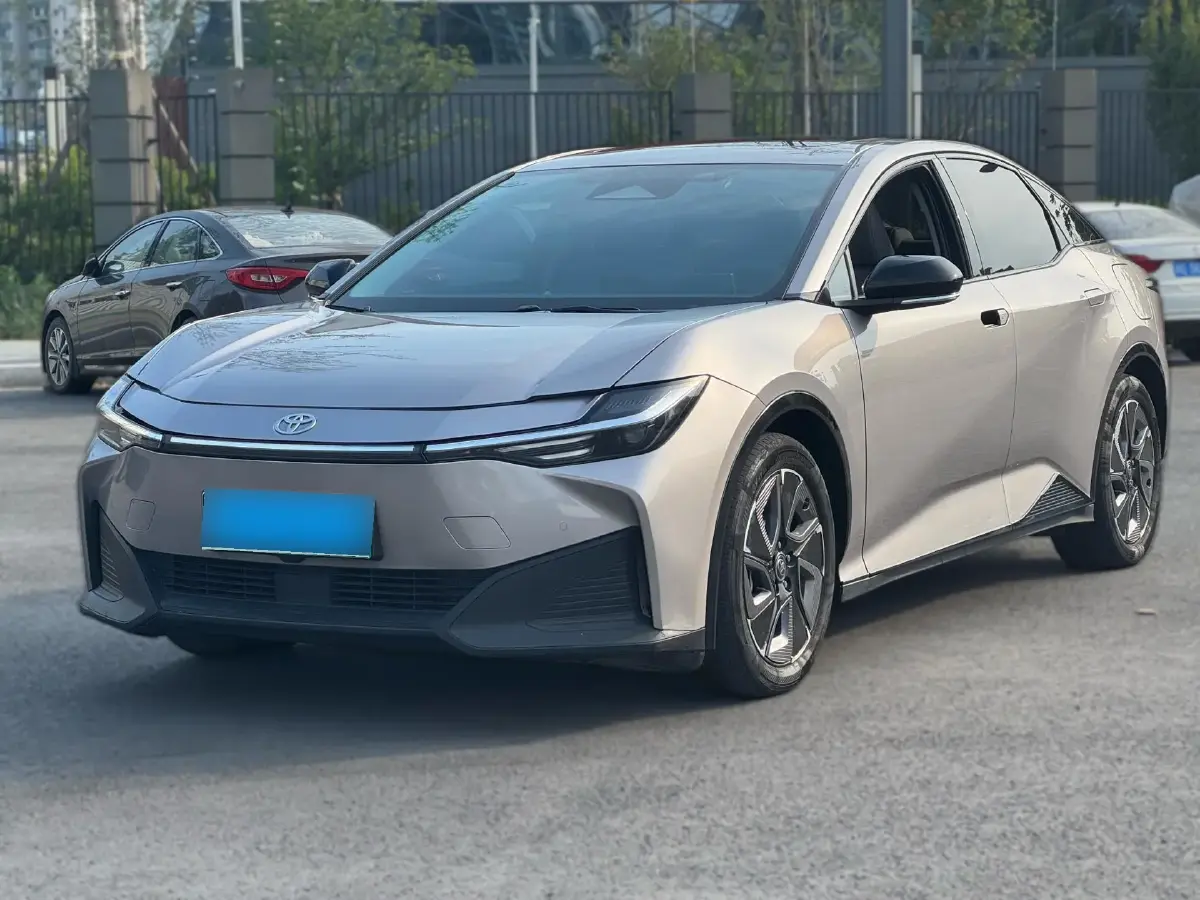 2024 Toyota bZ3 BEV 49.92KWH 2024 Toyota bZ3 BEV 49.92KWH