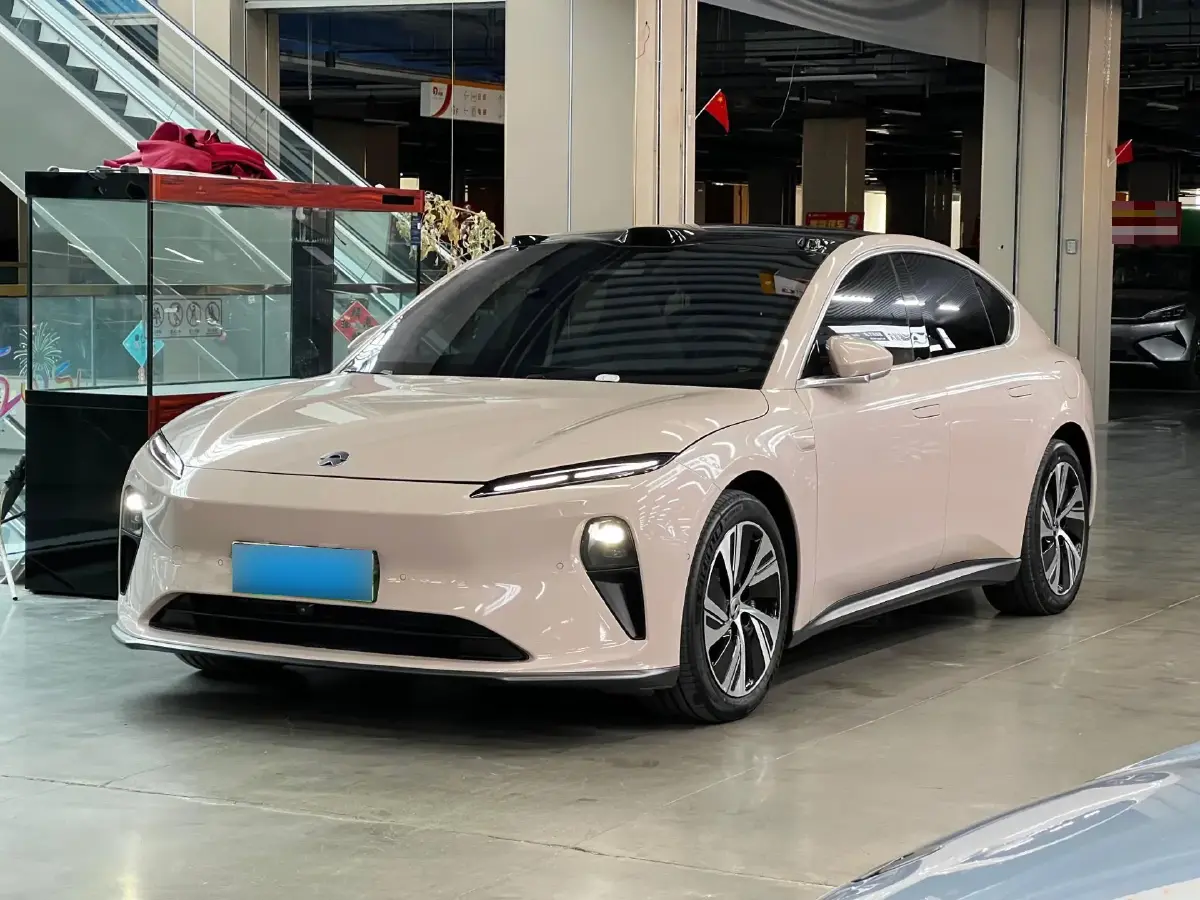 2022 NIO ET5 BEV 75KWH