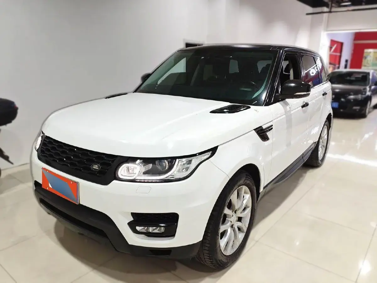 2014 Land Rover Range Rover Evoque 2.0T 241HP L4 9AT