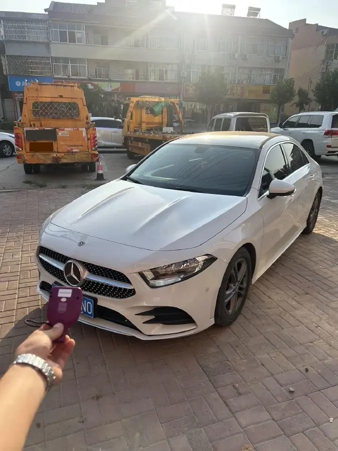 2020 Mercedes-Benz A Class 1.3T 136HP L4 7DCT