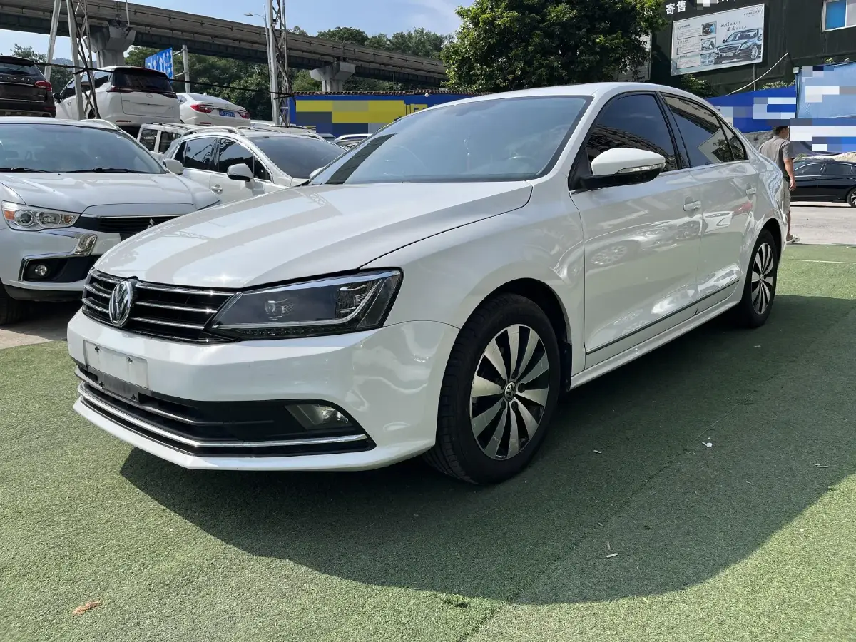 2018 Volkswagen Sagitar 1.6L 110HP L4 6AT