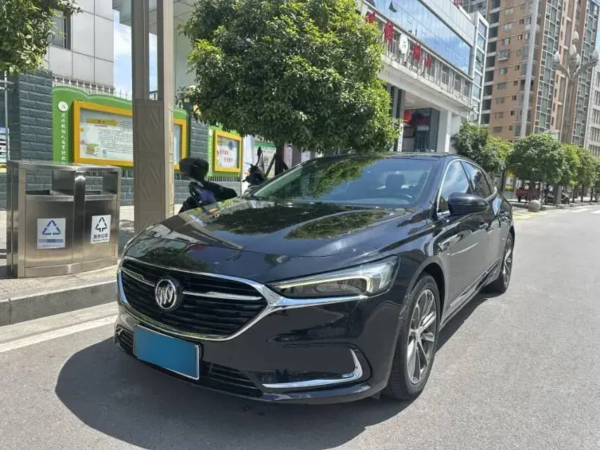 2020 Buick Larcosse 2.0T 237HP L4 9AT