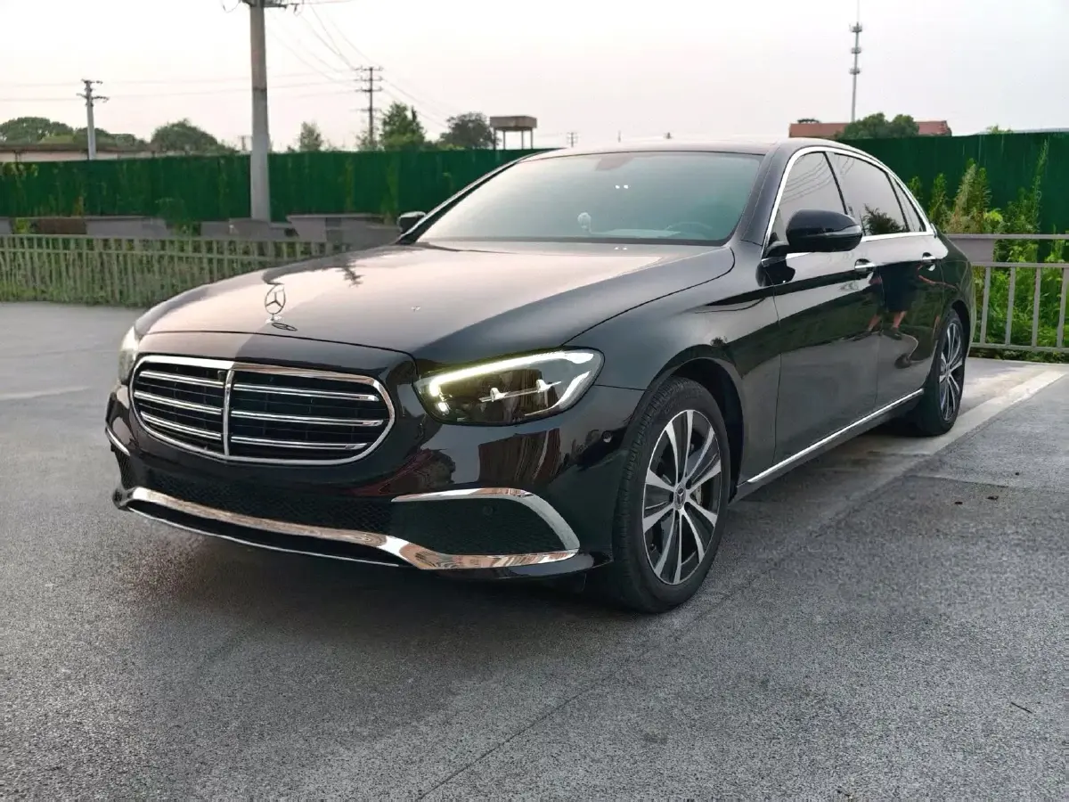 2023 Mercedes-Benz E Class 2.0T 211HP L4 9AT PHEV 25.4KWH