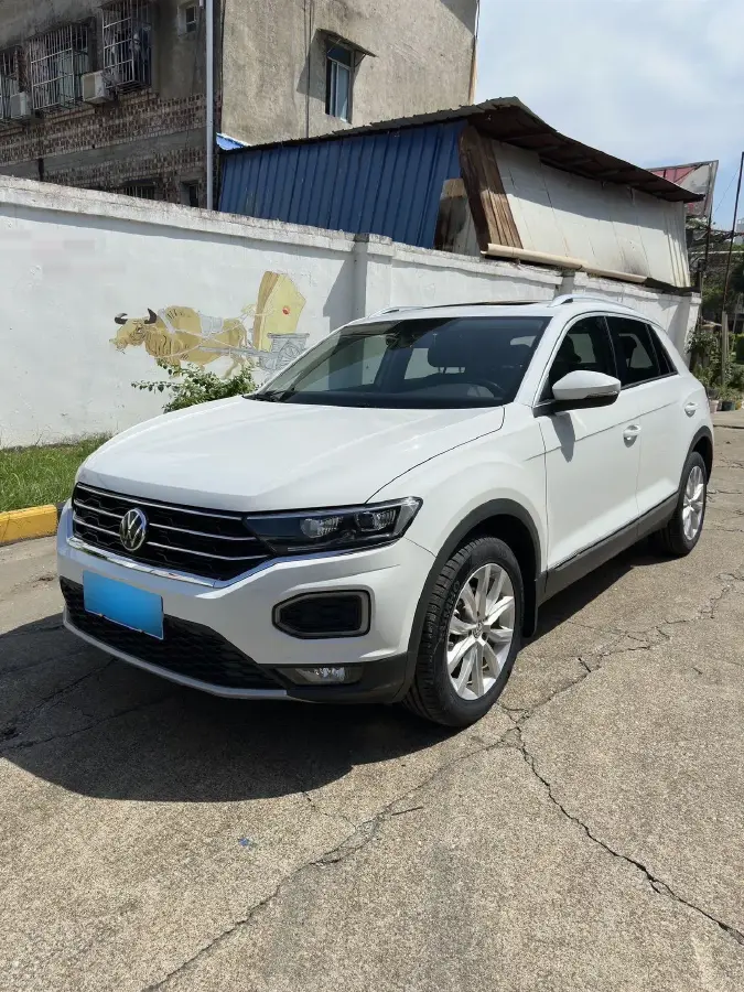 2020 Volkswagen T-Roc 1.4T 150HP L4 7DCT
