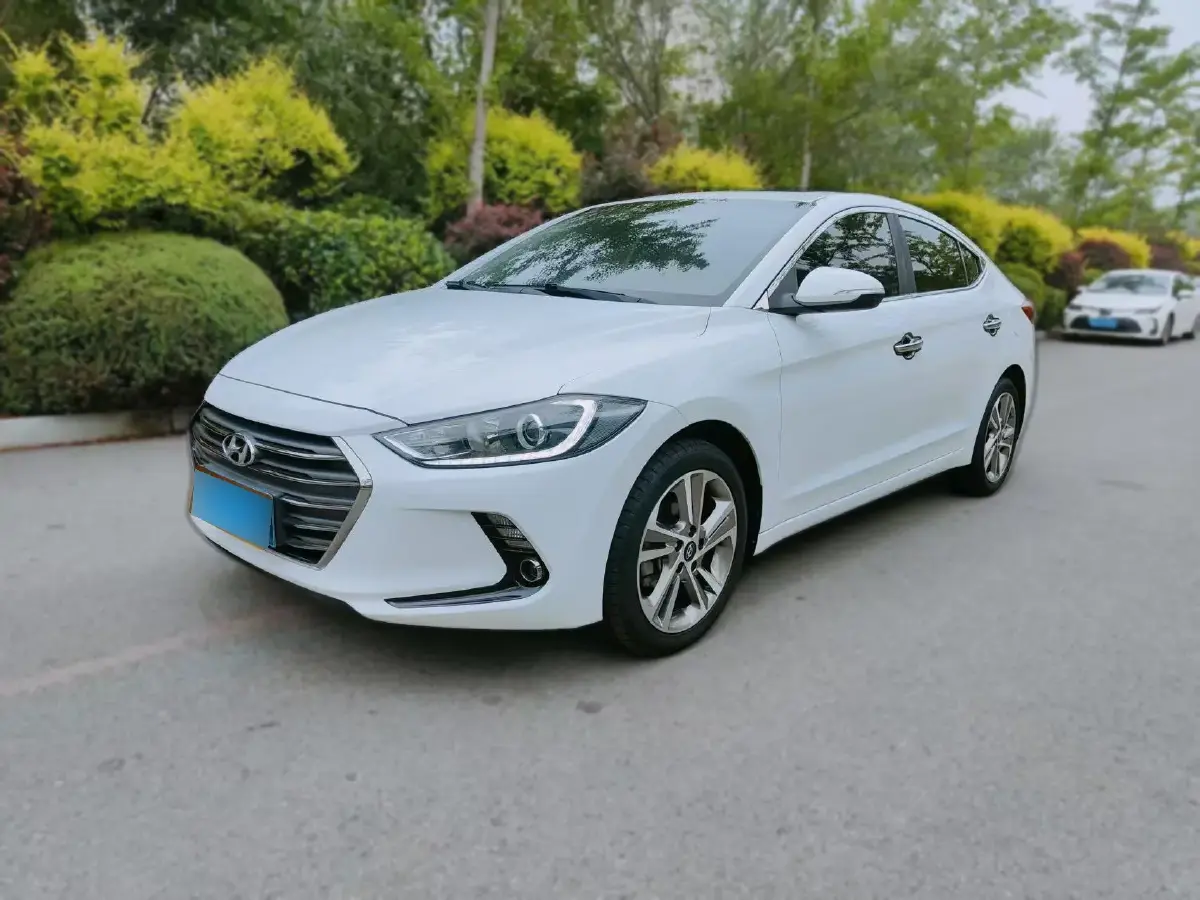 2016 Hyundai Elantra 1.6L 130HP L4 6AT