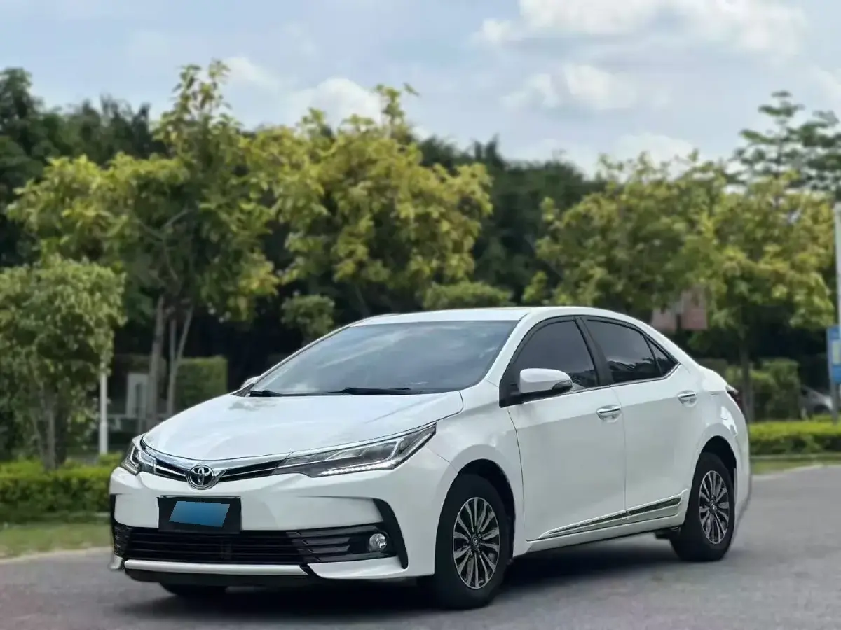2018 Toyota Corolla 1.2T 116HP L4 CVT