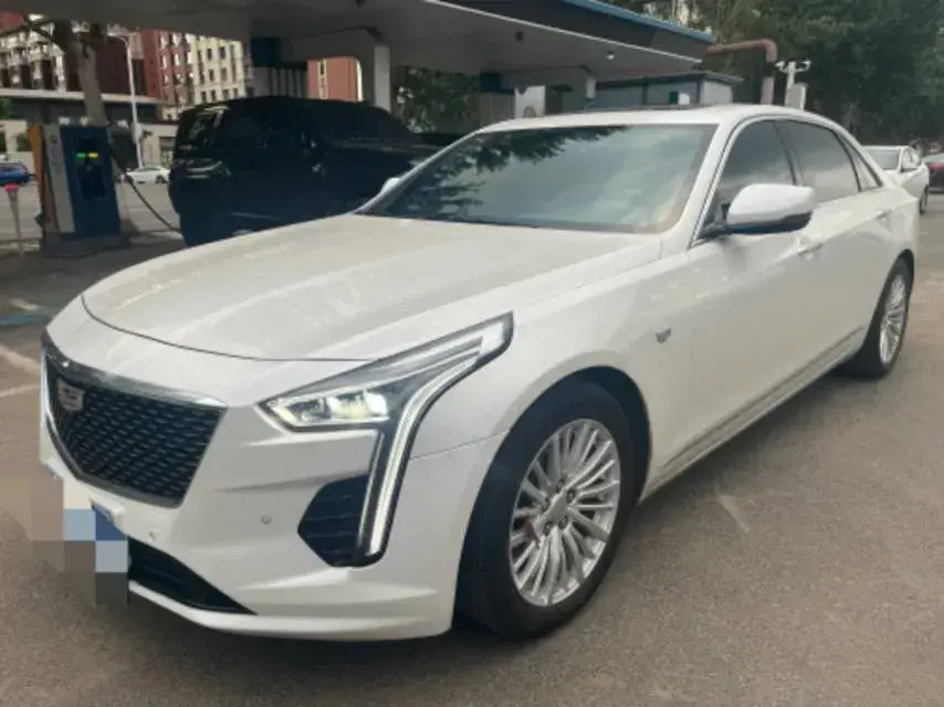 2022 Cadillac CT6 2.0T 237HP L4 10AT