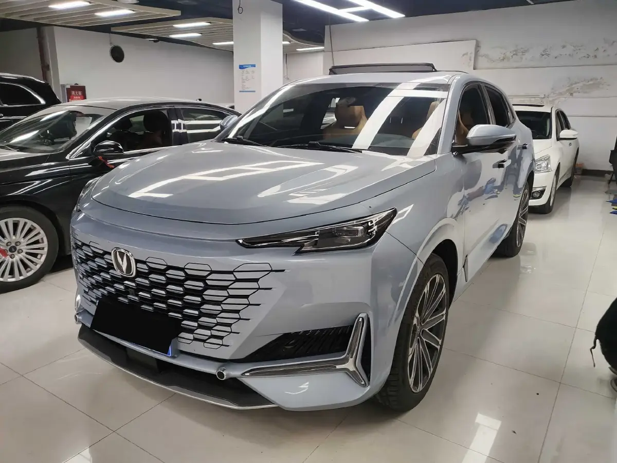 2021 ChangAn UNI-K 2.0T 233HP L4 8AT