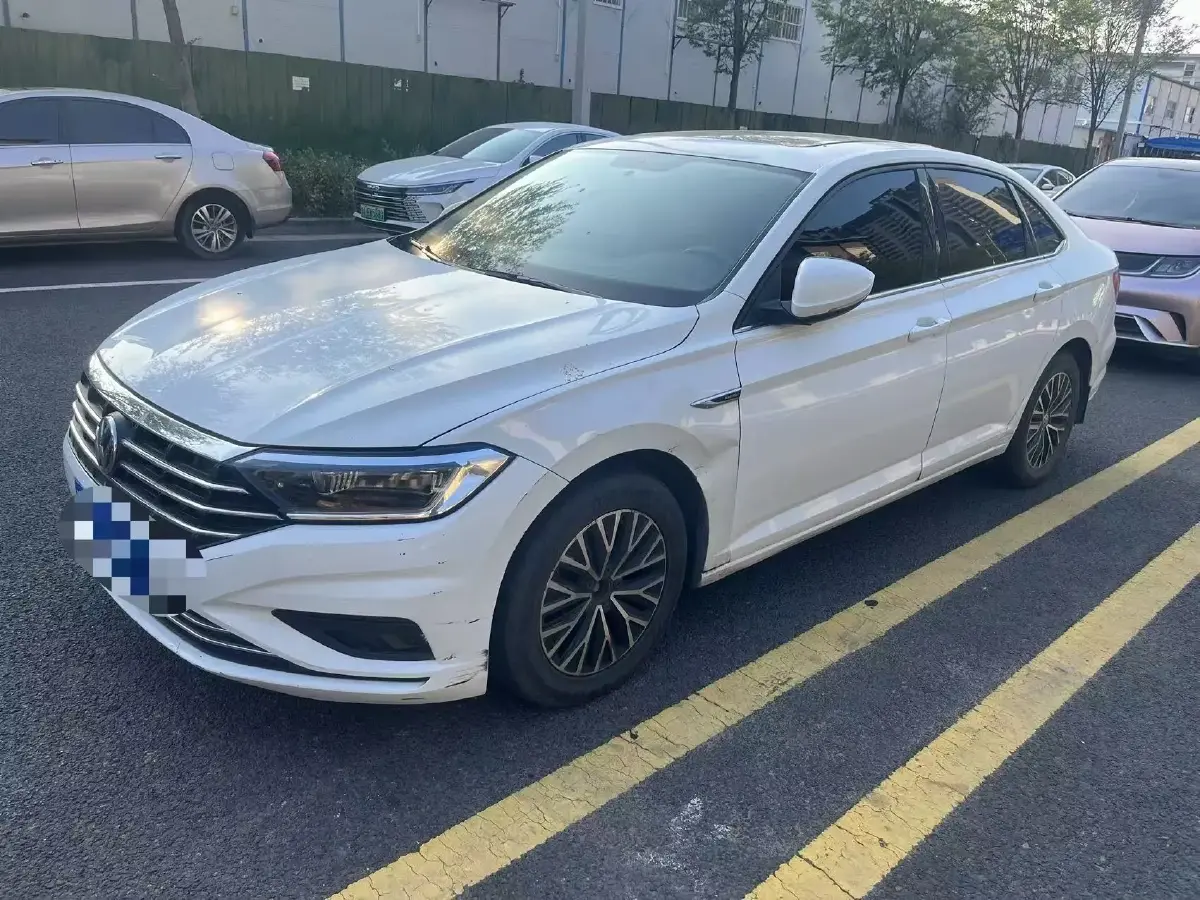 2019 Volkswagen Sagitar 1.4T 150HP L4 7DCT