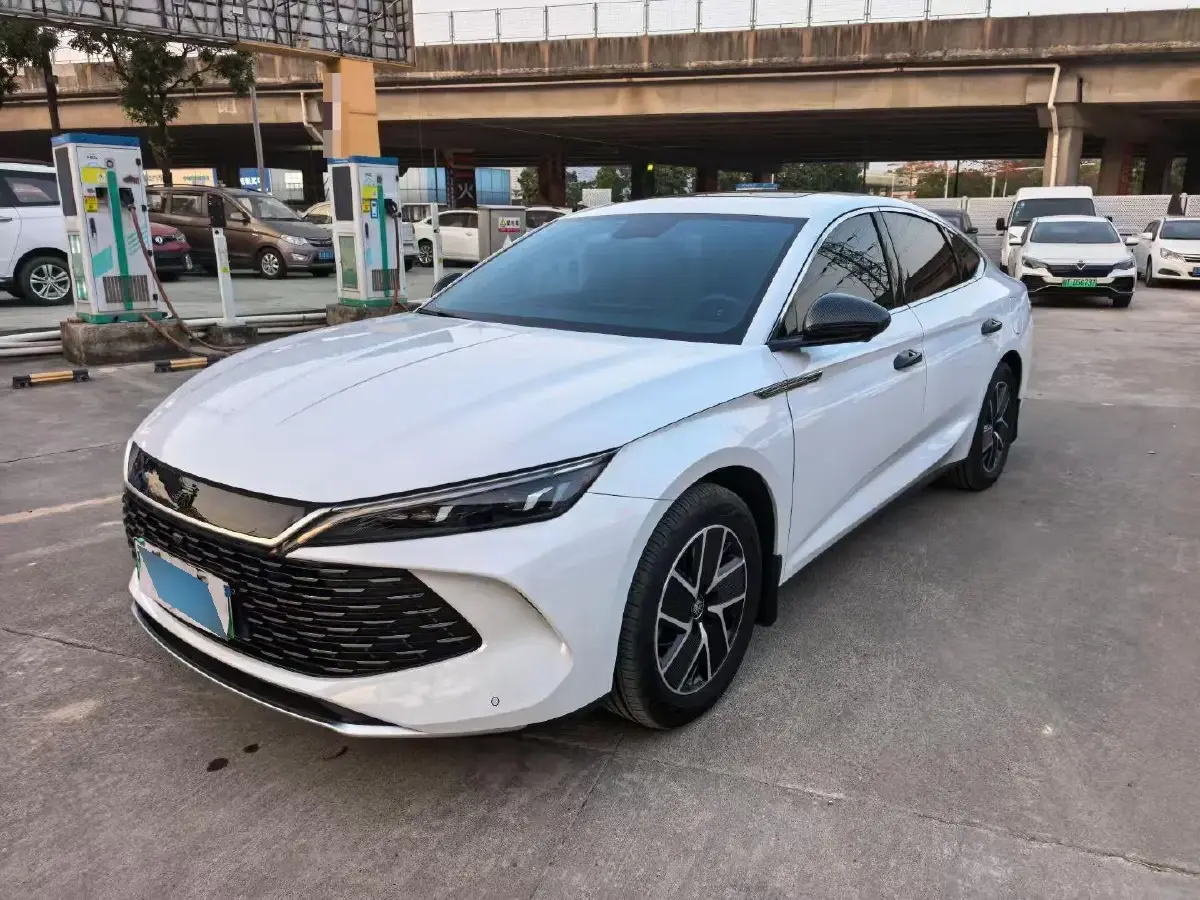 2024 BYD QinL 1.5L 101HP L4 E-CVT PHEV 15.87KWH