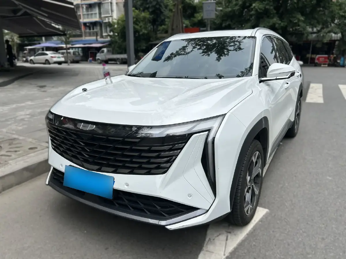 2023 Geely StarRay 1.5T 181HP L4 7DCT