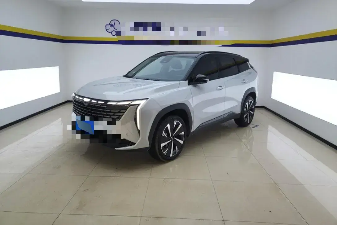 2024 Geely StarRay 1.5T 181HP L4 7DCT