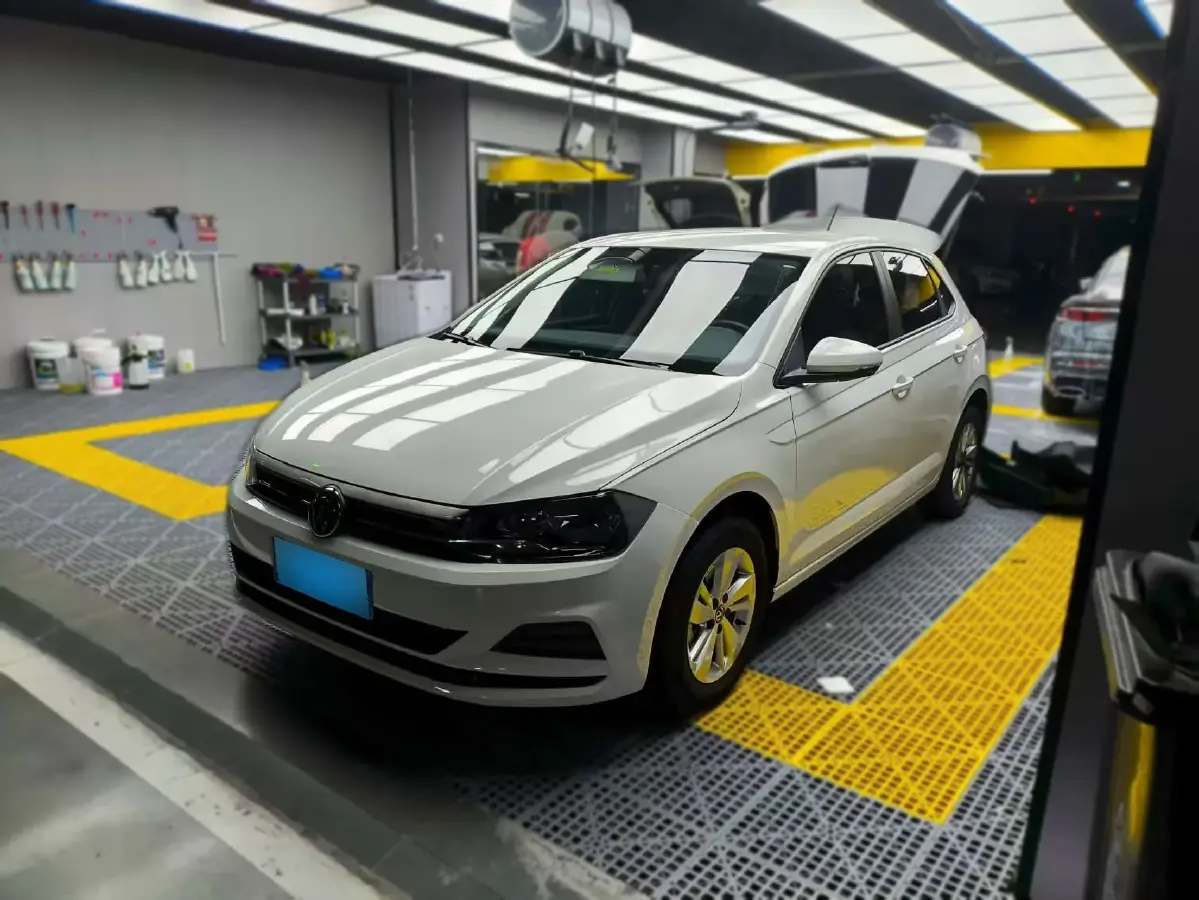 2023 Volkswagen Polo 1.5L 110HP L4 6AT