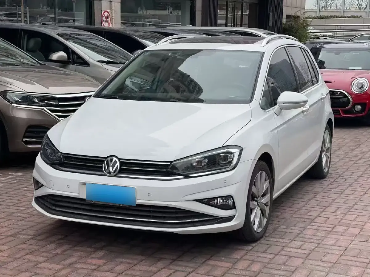 2019 Volkswagen Golf Sportsvan 1.4T 150HP L4 7DCT