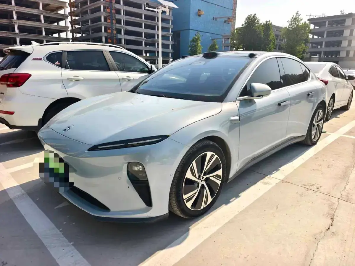 2024 NIO ET5 BEV 75KWH