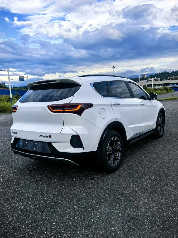 2022 Soueast DX8S 1.5T 156HP L4 6DCT,autocango,china used car exporter,china ev exporter,chinese used car exporter,chinese used ev exporter