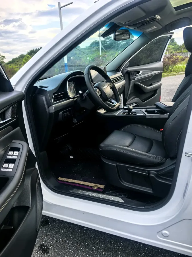 2022 Soueast DX8S 1.5T 156HP L4 6DCT,autocango,china used car exporter,china ev exporter,chinese used car exporter,chinese used ev exporter