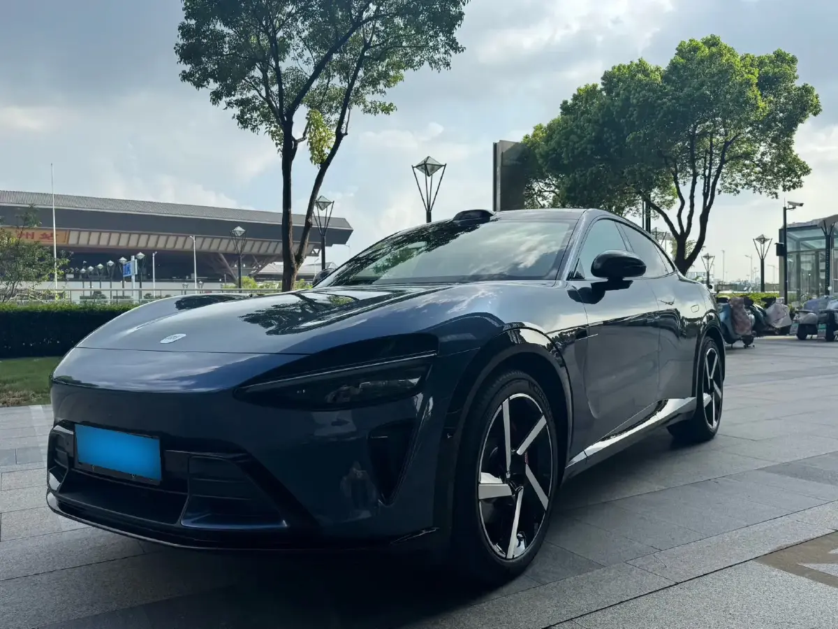 2025 MI YU7 BEV 101.7KWH