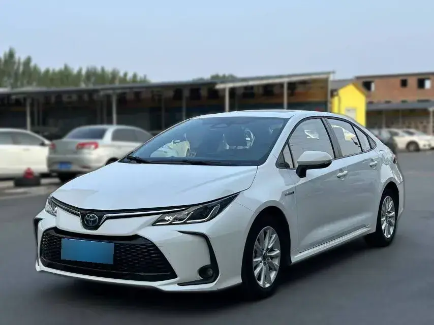 2023 Toyota Corolla 1.8L 98HP L4 E-CVT Hybrid