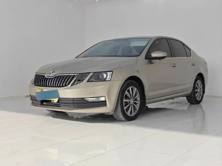 2021 Skoda Octavia 1.5L 113HP L4 6AT