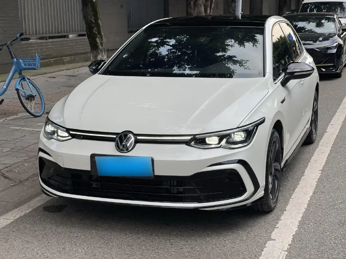 2023 Volkswagen Golf 1.4T 150HP L4 7DCT