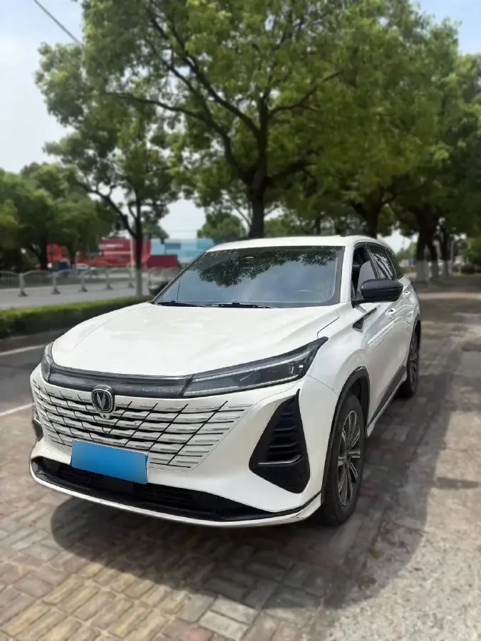 2024 ChangAn CS75 Plus 1.5T 188HP L4 8AT