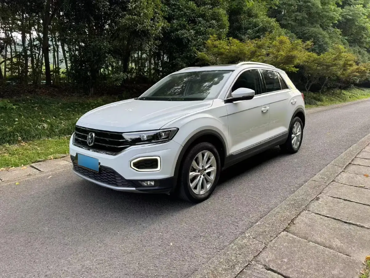 2020 Volkswagen T-Roc 1.4T 150HP L4 7DCT