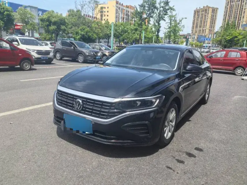 2022 Volkswagen Passat 1.4T 150HP L4 7DCT