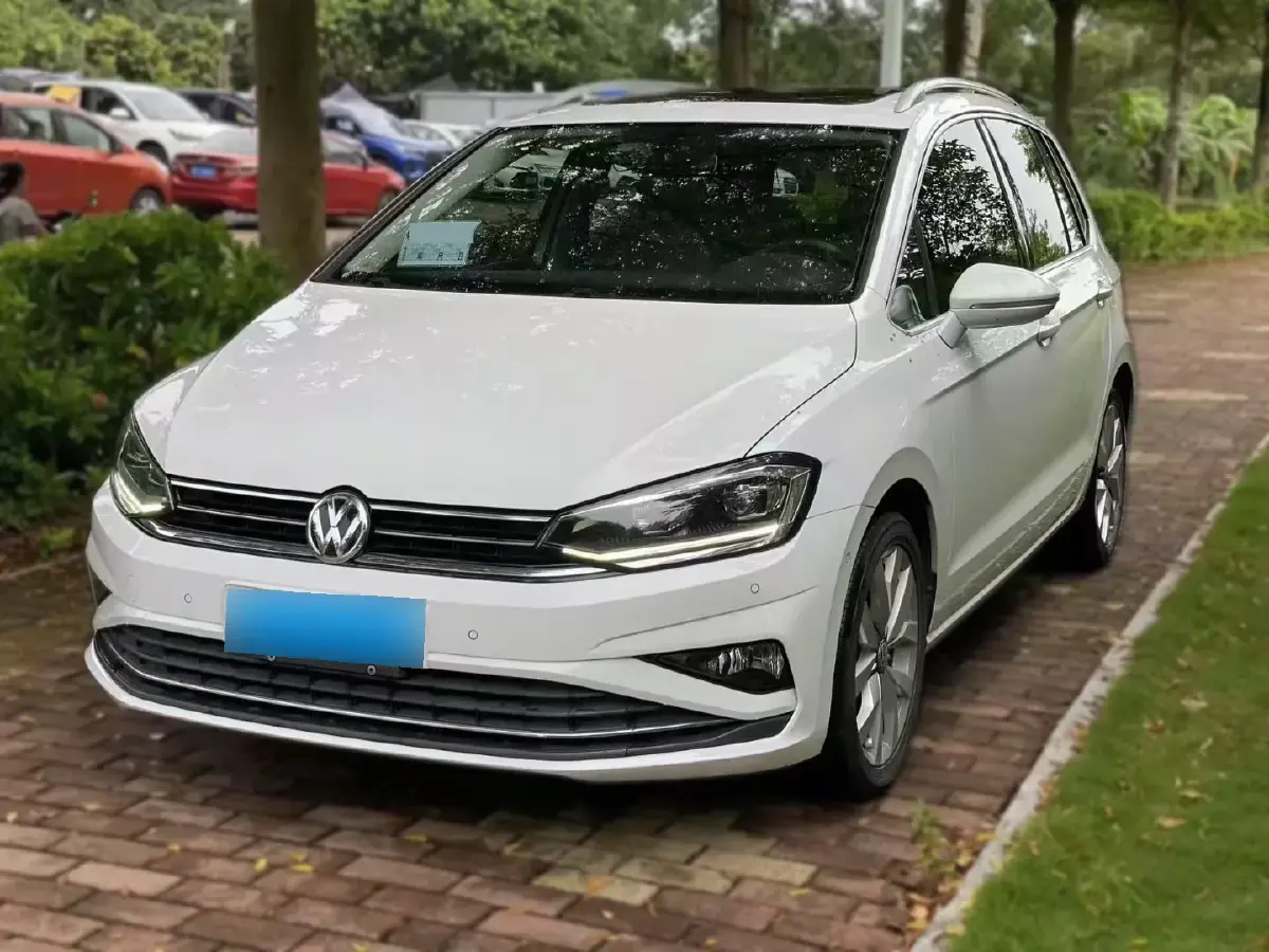 2019 Volkswagen Golf Sportsvan 1.4T 150HP L4 7DCT