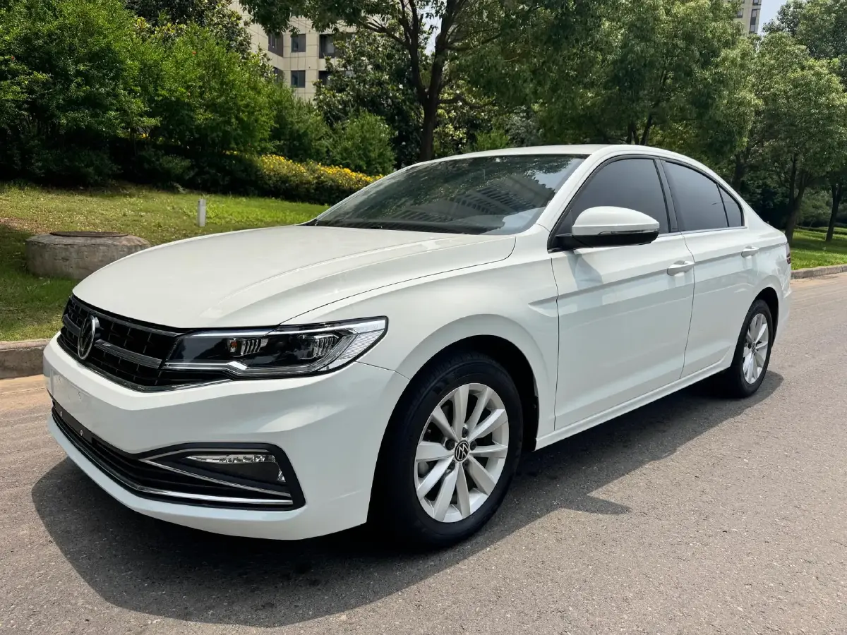 2021 Volkswagen Bora 1.5L 113HP L4 6AT
