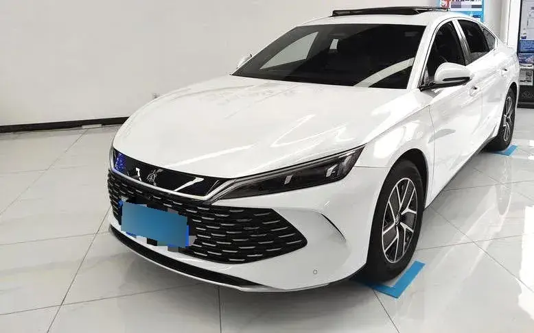 2024 BYD QinL 1.5L 101HP L4 E-CVT PHEV 15.87KWH