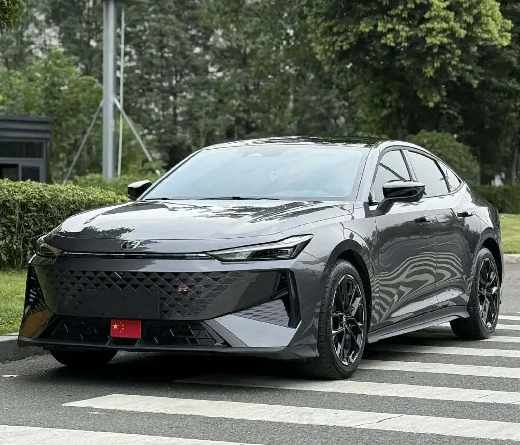 2024 ChangAn UNI-V 1.5T 188HP L4 7DCT