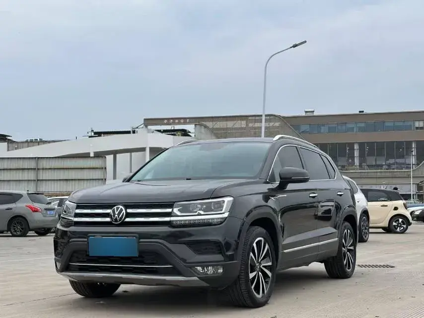 2021 Volkswagen Tharu 2.0T 186HP L4 7DCT