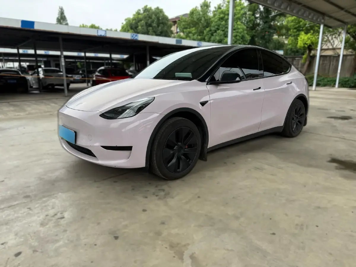 2023 Tesla Model Y BEV 60KWH