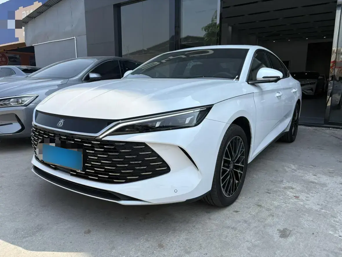 2024 BYD QinL 1.5L 101HP L4 E-CVT PHEV 15.87KWH